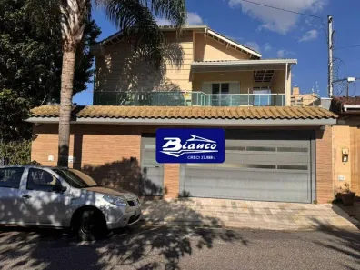 Sobrado com 4 Quartos para alugar, 300m² no Jardim Maia, Guarulhos