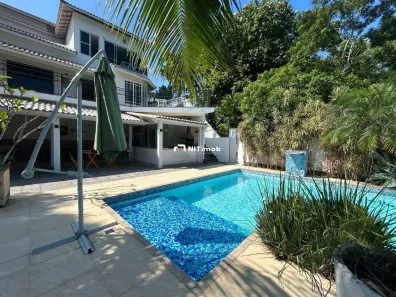Casa com 4 Quartos à venda, 470m² no Badu, Niterói