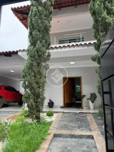 Casa com 4 Quartos à venda, 240m² no Residencial Canadá, Goiânia