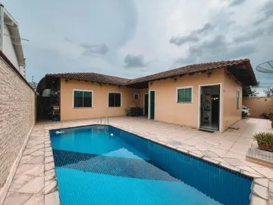 Casa com 3 Quartos à venda, 297m² no Flores, Manaus