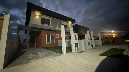 Sobrado com 4 Quartos à venda, 158m² no Canasvieiras, Florianópolis