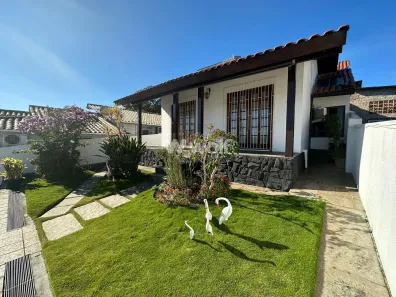Casa com 4 Quartos à venda, 200m² no Capoeiras, Florianópolis