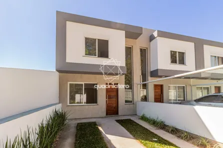 Sobrado com 3 Quartos à venda, 115m² no Laranjal, Pelotas