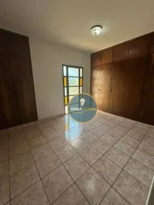 Casa com 3 Quartos à venda, 176m² no São Benedito, Uberaba