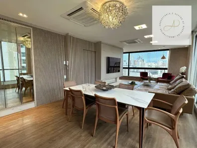 Cobertura com 3 Quartos para alugar, 213m² no Centro, Florianópolis