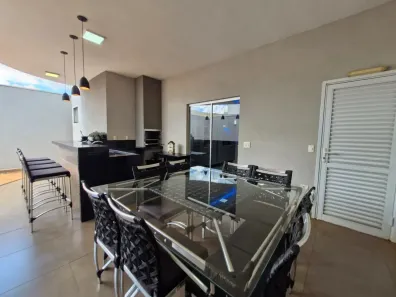Casa com 3 Quartos à venda, 187m² no Centro, Sertãozinho