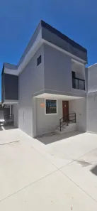 Casa com 3 Quartos à venda, 130m² no Novo Horizonte, Macaé
