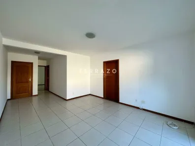 Apartamento com 2 Quartos para alugar, 70m² no Agriões, Teresópolis