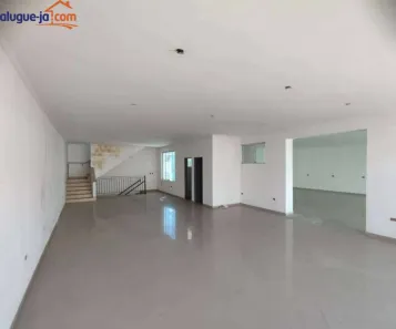 Galpão/Depósito/Armazém para alugar, 604m² no Centro, Ubatuba