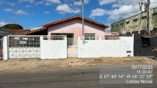 Casa com 3 Quartos à venda, 360m² no Vila Olegário Pinto, Caldas Novas