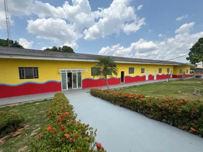 Prédio Comercial com 12 Quartos para alugar, 600m² no Conjunto Bela Vista, Rio Branco