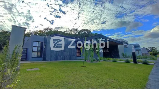 Casa com 3 Quartos à venda, 262m² no Triângulo, Porto Velho