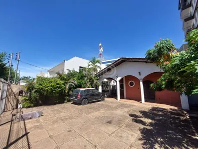 Casa com 2 Quartos à venda, 202m² no Bandeirantes, Cuiabá