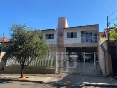 Sobrado com 4 Quartos à venda, 203m² no Champagnat, Londrina