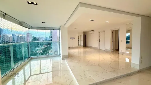 Apartamento com 3 Quartos à venda, 185m² no Campo Belo, São Paulo