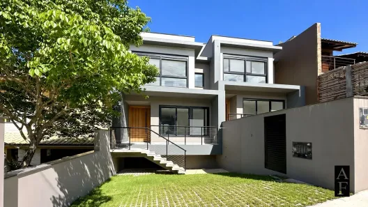 Sobrado com 3 Quartos à venda, 163m² no Centro, Garopaba