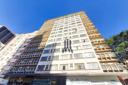 Sala Comercial à venda, 33m² no Centro, Curitiba
