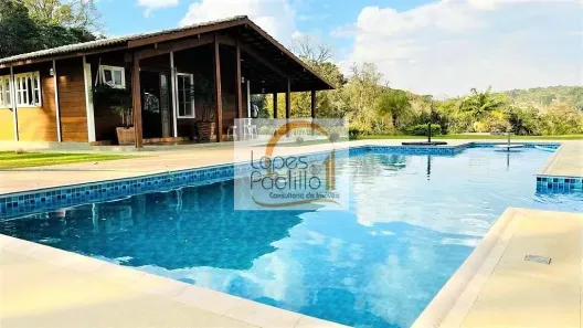 Fazenda/Sítio com 4 Quartos à venda, 130m² no Boa Vista, Atibaia