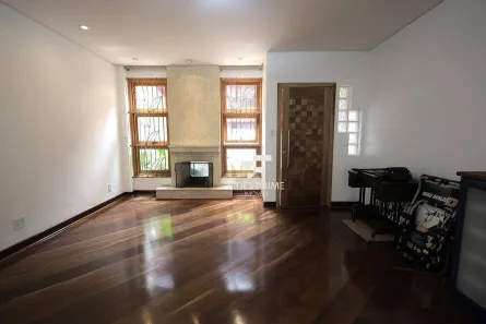 Sobrado com 3 Quartos à venda, 250m² no Campestre, Santo André
