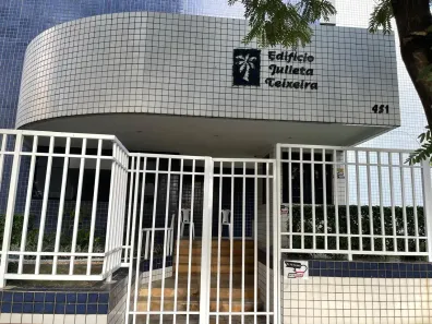 Apartamento com 2 Quartos para venda ou aluguel, 57m² no Meireles, Fortaleza