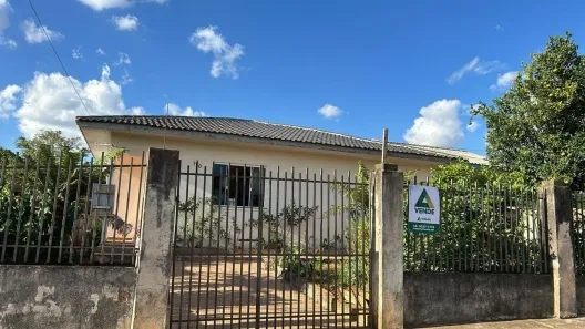 Casa com 4 Quartos à venda, 129m² no Uvaranas, Ponta Grossa