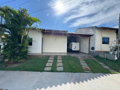 Casa de Condomínio com 2 Quartos à venda, 180m² no Fazenda São Domingos, Goiânia
