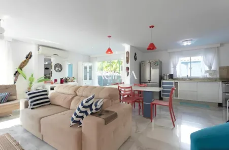 Casa com 4 Quartos para alugar, 220m² no Ingleses do Rio Vermelho, Florianópolis