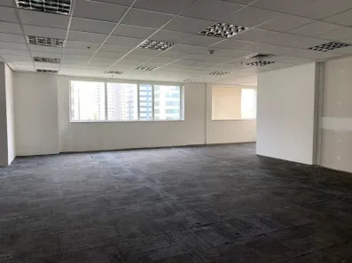 Sala Comercial para alugar, 381m² no Indianópolis, São Paulo