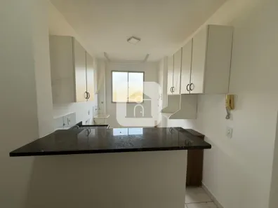 Apartamento com 3 Quartos para alugar, 44m² no Shopping Park, Uberlândia