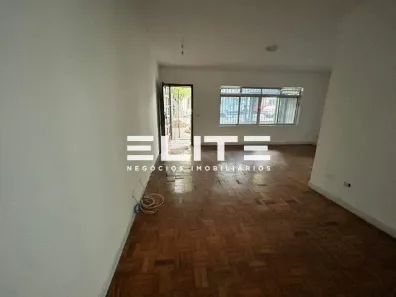 Casa com 2 Quartos à venda, 205m² no Vila Bastos, Santo André