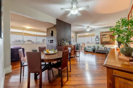Apartamento com 3 Quartos à venda, 155m² no Mont Serrat, Porto Alegre