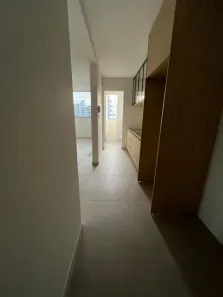 Apartamento com 3 Quartos para alugar, 122m² no América, Joinville
