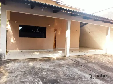Casa com 3 Quartos para alugar, 200m² no Plano Diretor Sul, Palmas
