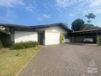 Casa com 3 Quartos à venda, 210m² no Garcia, Blumenau