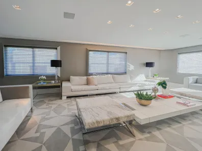 Apartamento com 4 Quartos para alugar, 673m² no Moinhos de Vento, Porto Alegre