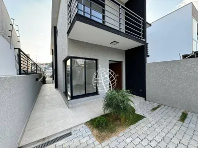 Casa com 3 Quartos para venda ou aluguel, 150m² no Jardim do Lago, Atibaia