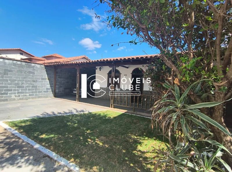 Casa com 3 quartos — Itapoã, Belo Horizonte