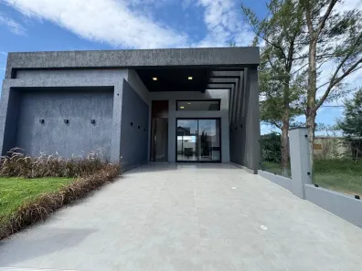 Casa com 4 Quartos à venda, 171m² no XANGRI-LÁ, Xangri-lá