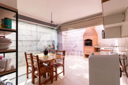 Casa com 3 Quartos à venda, 132m² no Jardim Avelino, São Paulo