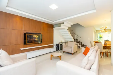 Casa de Condomínio com 3 Quartos à venda, 225m² no Parque da Fonte, São José dos Pinhais