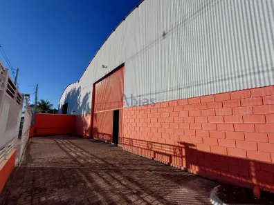 Galpão/Depósito/Armazém para alugar, 640m² no Loteamento Tutoya do Vale, São Carlos