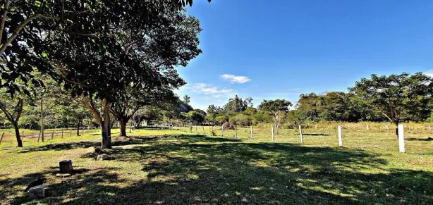 Lote/Terreno à venda, 300m² no Cachoeirinha, Bom Jesus dos Perdões