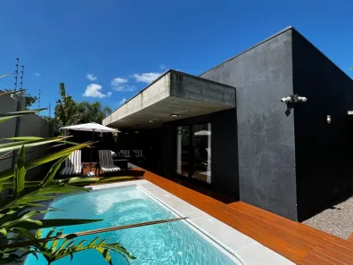 Casa de Condomínio com 4 Quartos à venda, 218m² no XANGRI-LÁ, Xangri-Lá