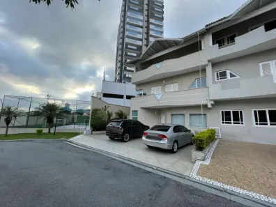Casa de Condomínio com 4 Quartos à venda, 430m² no Vila Rosália, Guarulhos