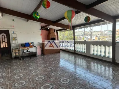 Casa com 5 Quartos à venda, 250m² no Cidade Domitila, São Paulo