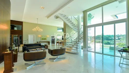 Casa de Condomínio com 4 Quartos à venda, 1420m² no São João, Curitiba