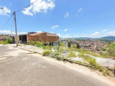 Lote/Terreno à venda, 250m² no Jardim Bandeirantes, Poços de Caldas