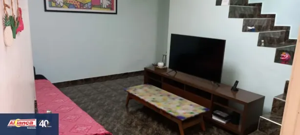 Sobrado com 2 Quartos à venda, 174m² no Jardim Flor da Montanha, Guarulhos