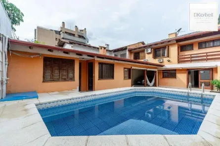Casa com 4 Quartos à venda, 313m² no Jardim Lindóia, Porto Alegre