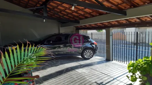 Sobrado com 2 Quartos à venda, 140m² no Jardim Siesta, Jacareí
